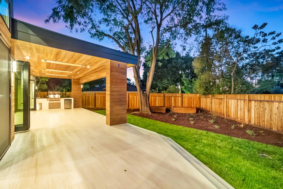 1686 Dalehurst Avenue Los Altos, CA 94024 - Photo 62 of 65 Gallery Image 62