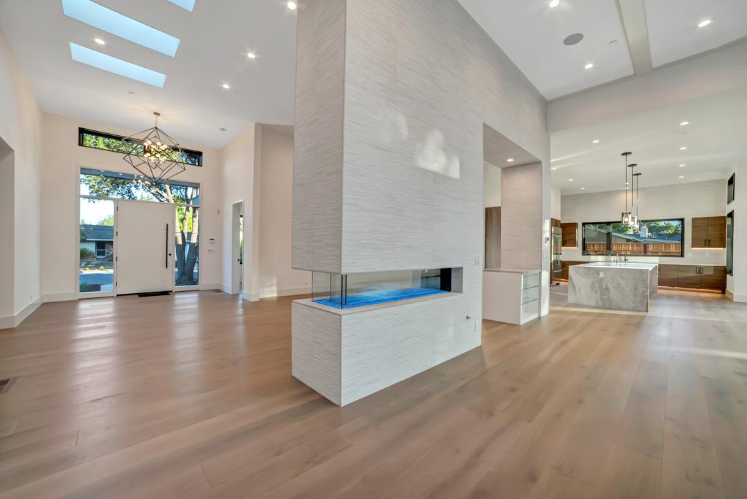 1686 Dalehurst Avenue Los Altos, CA 94024 - Photo 7 of 65 Gallery Image 7