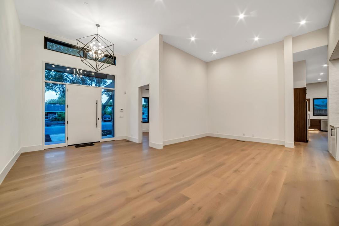 1686 Dalehurst Avenue Los Altos, CA 94024 - Photo 8 of 65 Gallery Image 8