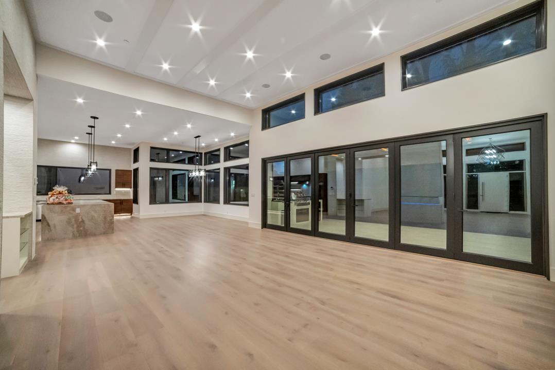 1686 Dalehurst Avenue Los Altos, CA 94024 - Photo 9 of 65 Gallery Image 9