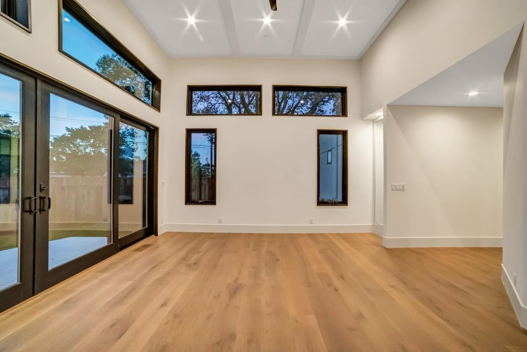 1686 Dalehurst Avenue Los Altos, CA 94024 - Photo 10 of 65 Gallery Image 10