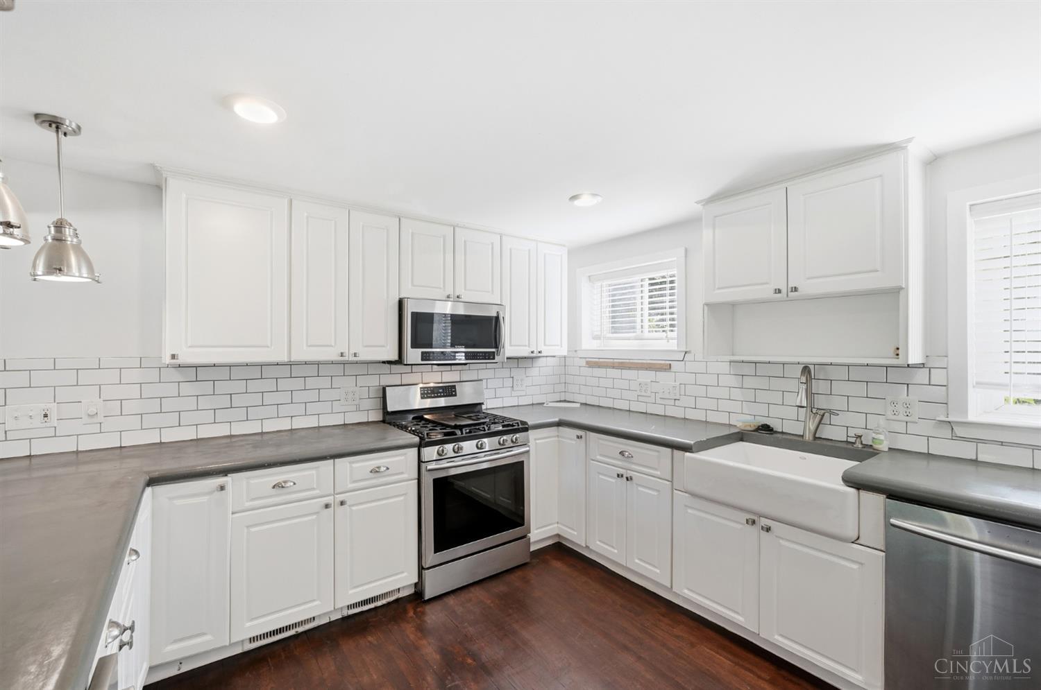 5792 Gaines Road Cincinnati, OH 45247 - Photo 12 of 73