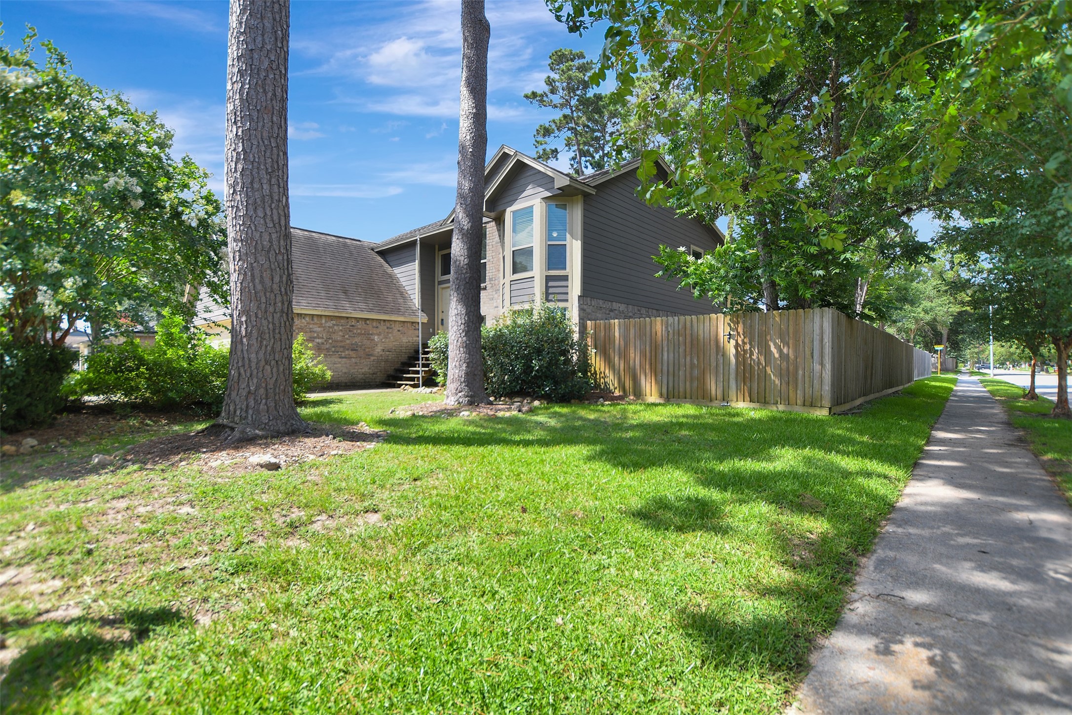 17327 Thorhill Street Spring, TX 77379 - Photo 2 of 44