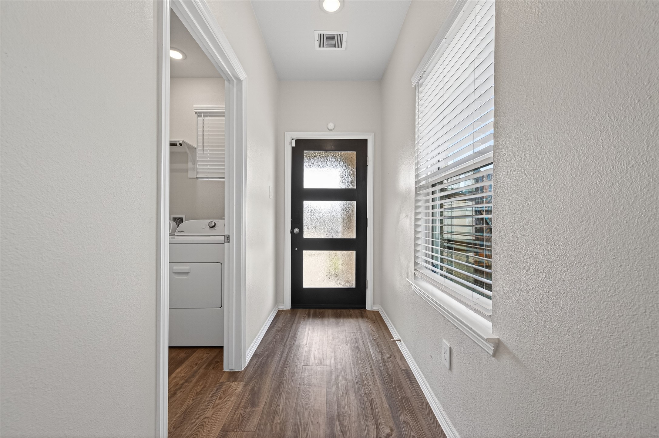 23222 Spring Genesis Lane Katy, TX 77493 - Photo 6 of 43 Designer front door welcomes you into this beautifully crafted home.