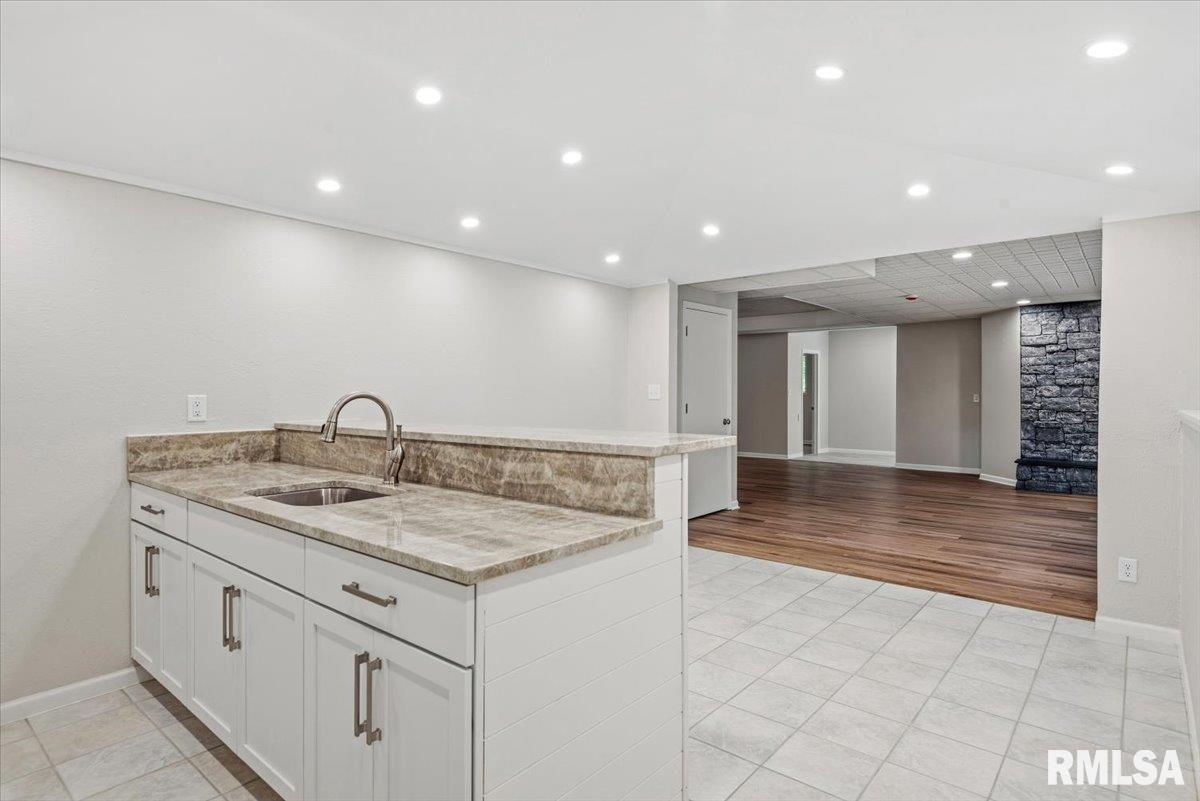 1904 Oak Creek Road Springfield, IL 62704 - Photo 72 of 90 Gallery Image 72