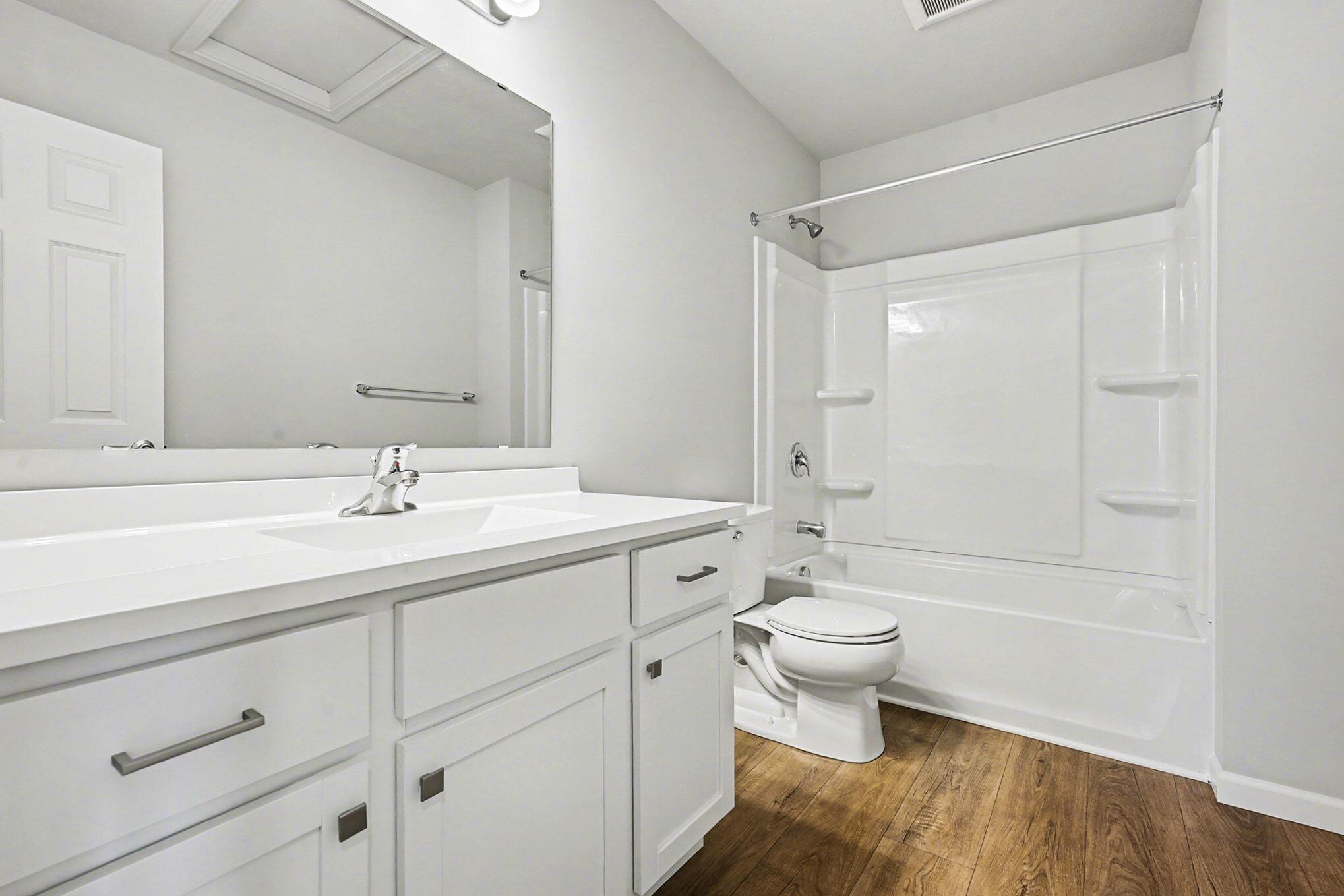 58640 Swenson Street Mattawan, MI 49071 - Photo 15 of 30 CDF105-i1830-Bath