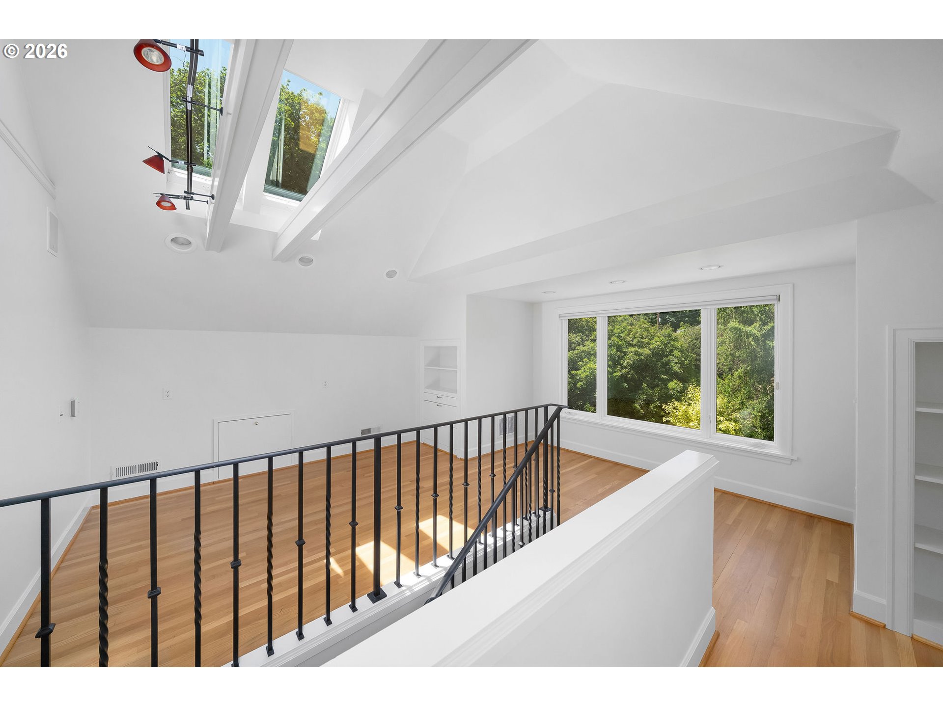 2668 Northwest Cornell Road Portland, OR 97210 - Photo 31 of 48 Loft