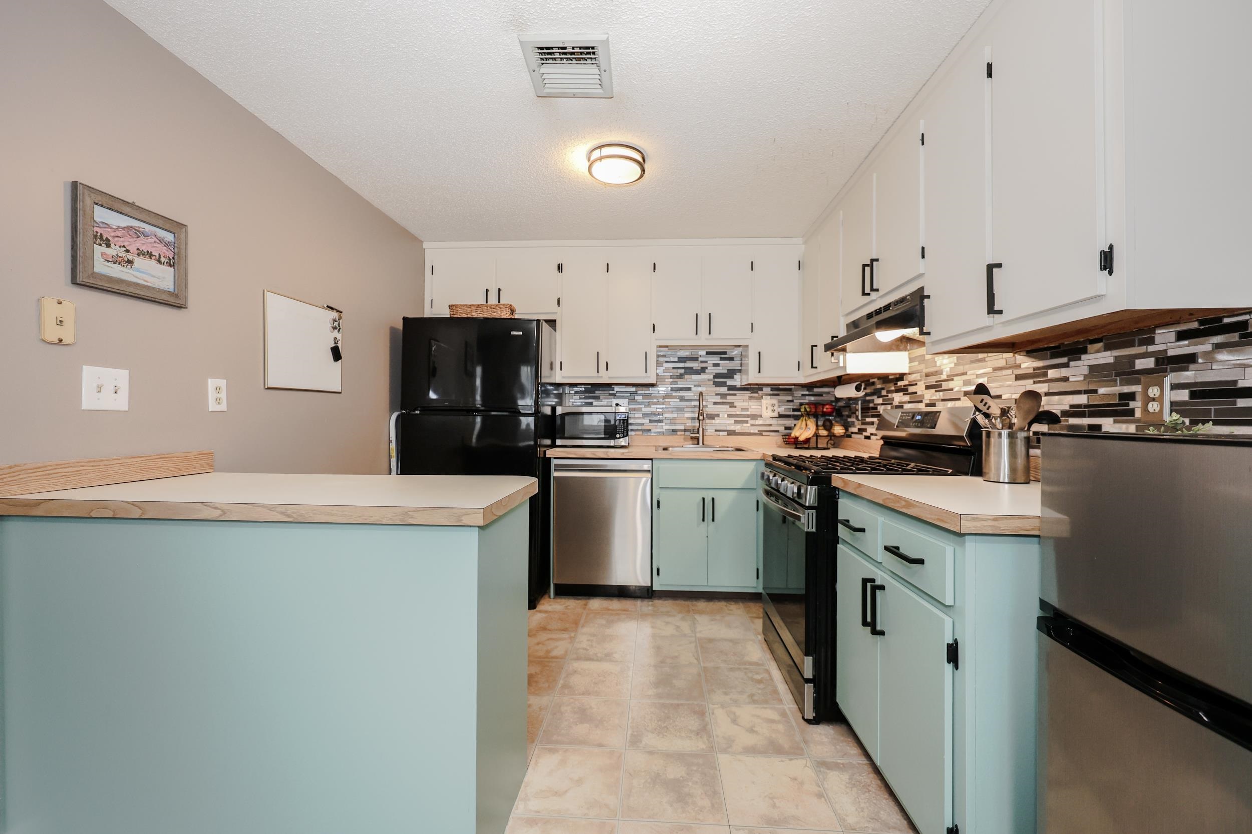 344 Elm Street, Unit 14 Milford, NH 03055 - Photo 16 of 39