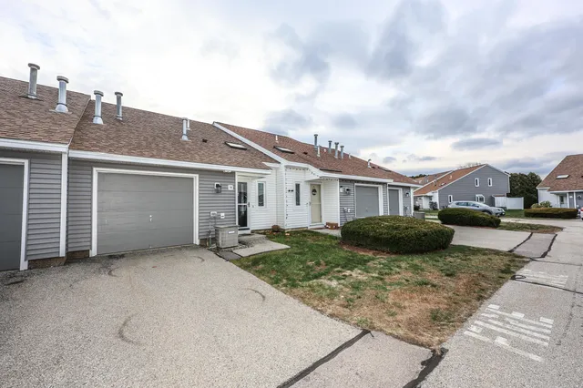 $290,000 | 344 Elm Street, Unit 14, Milford, NH 03055