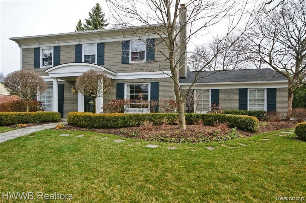 3590 Roland Drive Bloomfield Hills, MI 48301 - Photo 1 of 20 Welcome Home!