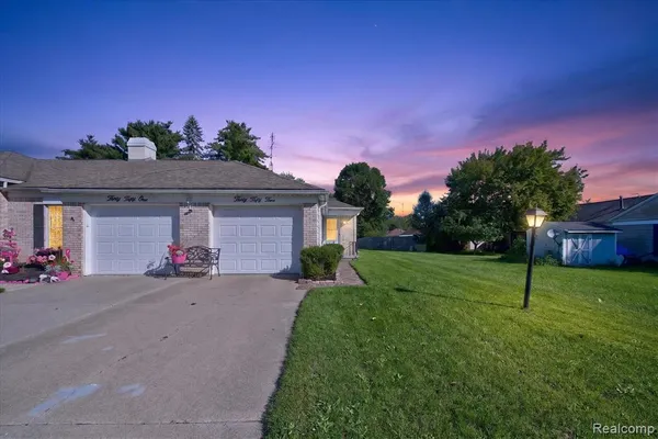 $139,000 | 3055 Vineyard Lane, Flushing, MI 48433