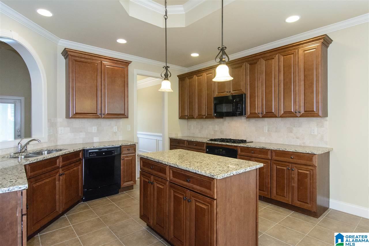 1077 Evan Circle Chelsea, AL 35043 - Photo 16 of 49