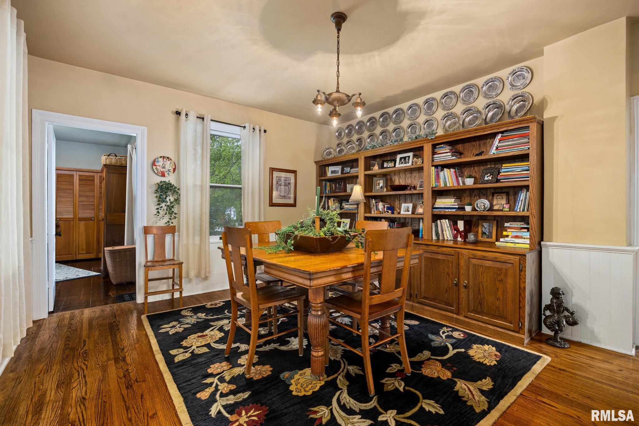 110 North Elm Street Washington, IL 61571 - Photo 11 of 43