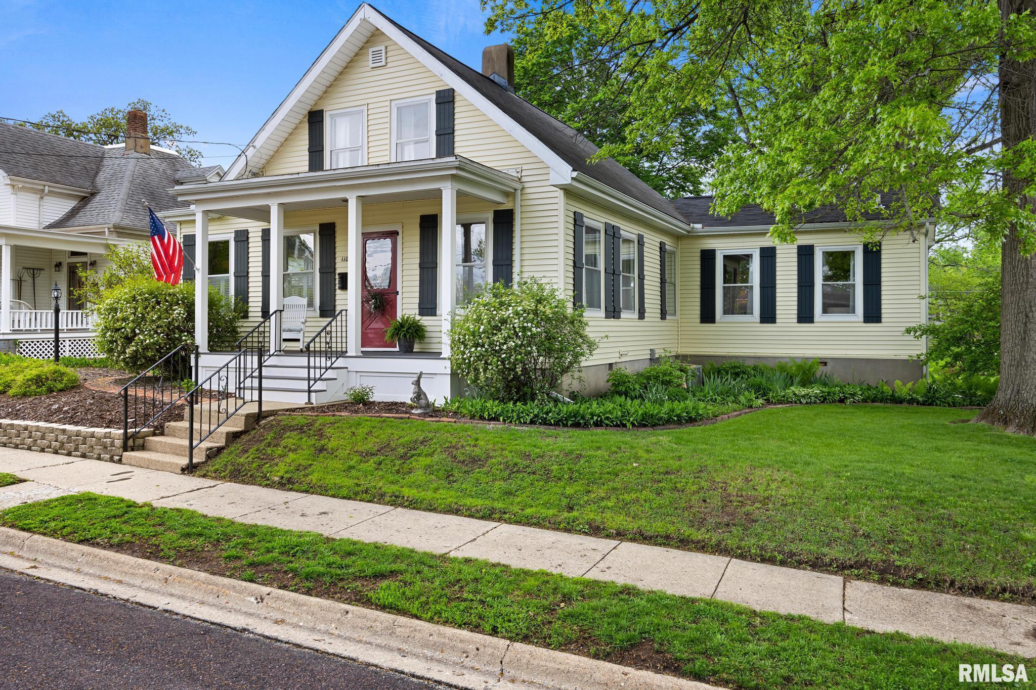 110 North Elm Street Washington, IL 61571 - Photo 2 of 43