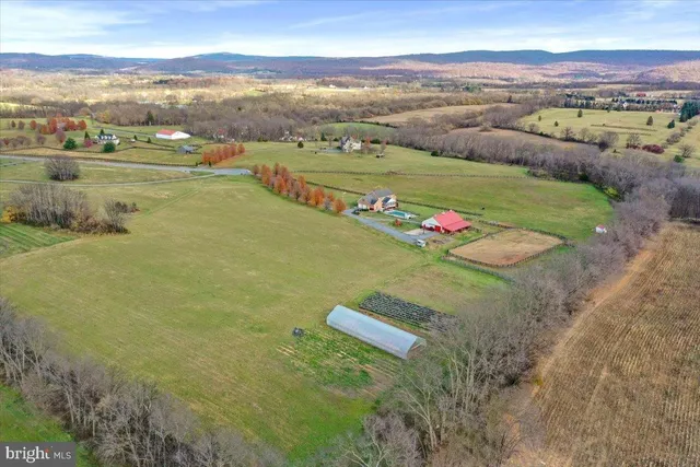 $1,599,999 | 414 Mcmurran Farm Lane, Shepherdstown, WV 25443