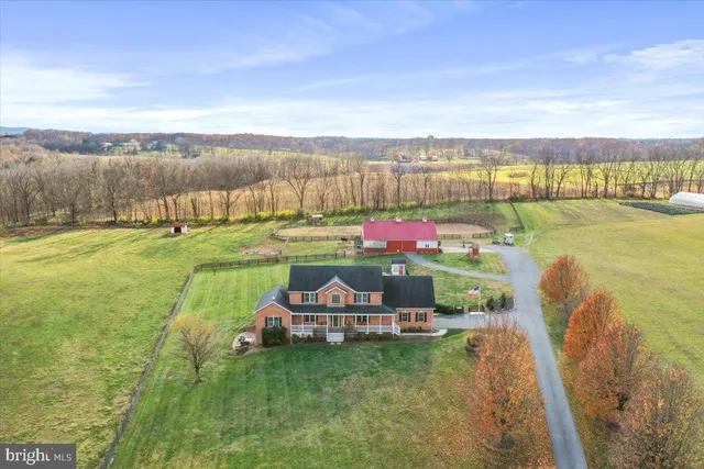 $1,599,999 | 414 Mcmurran Farm Lane, Shepherdstown, WV 25443