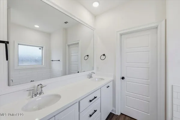 $319,999 | 451 Baleigh Way, Canton, MS 39046