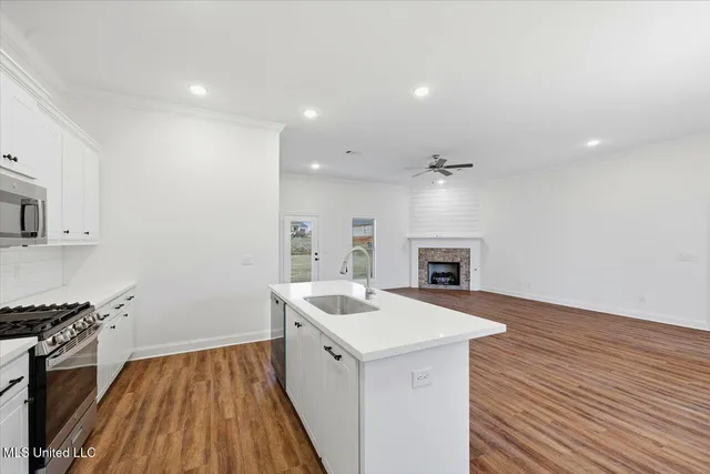 $319,999 | 451 Baleigh Way, Canton, MS 39046