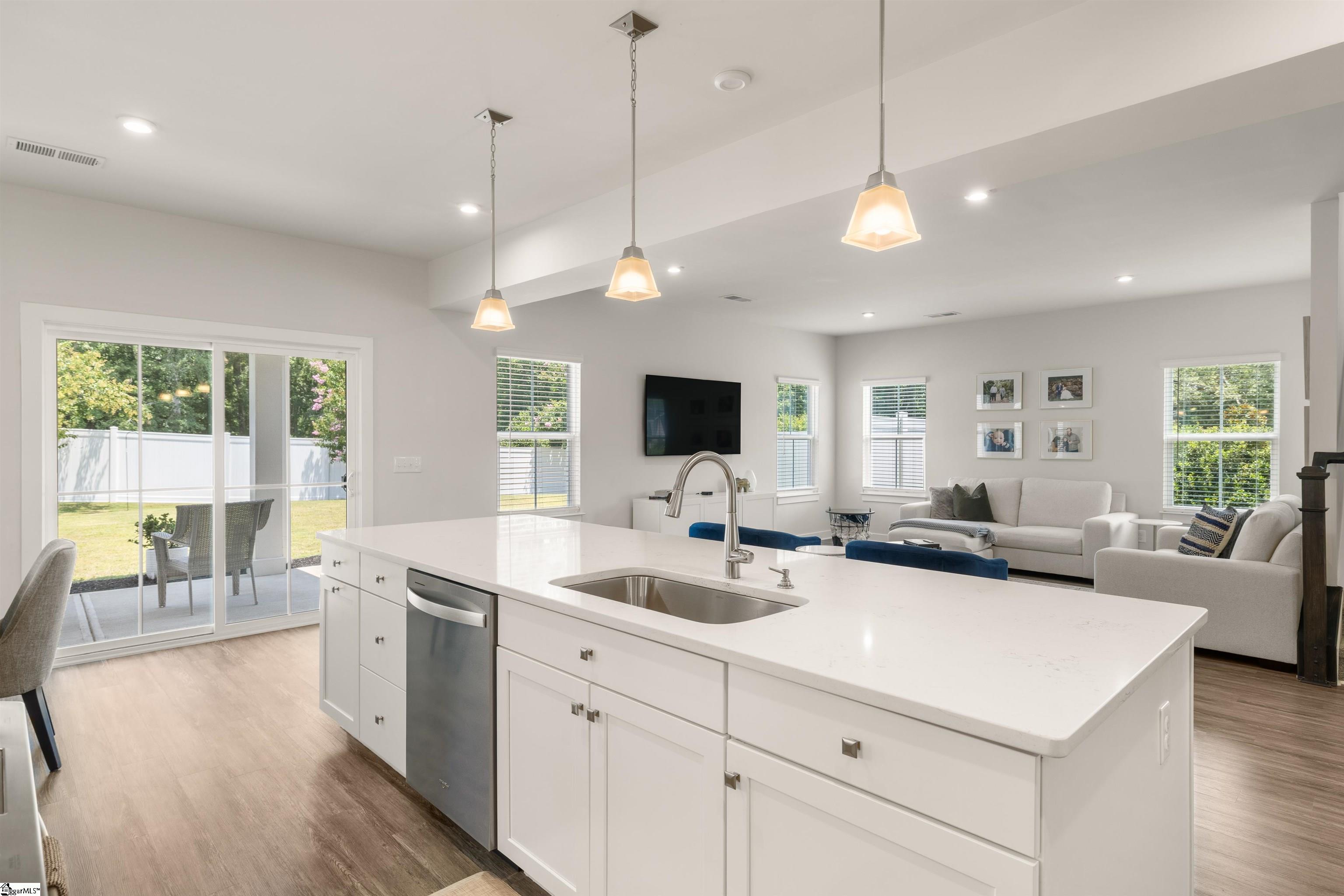 100 Mohegan Way Greenville, SC 29607 - Photo 12 of 36 Gallery Image 12