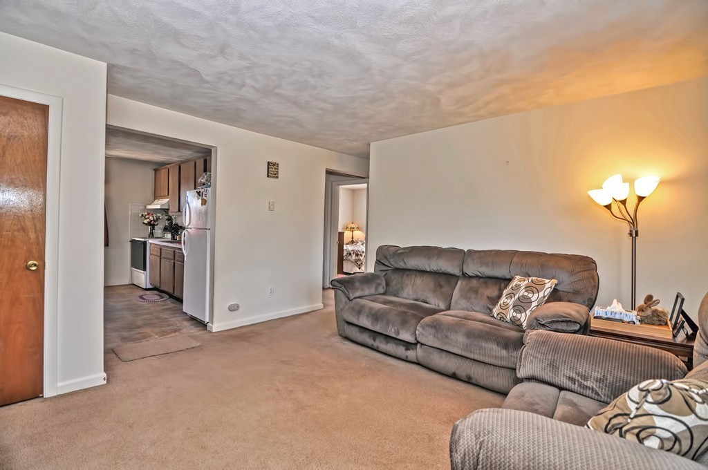54 Burnap Road, Unit 4 Holliston, MA 01746 - Photo 8 of 20 Gallery Image 8