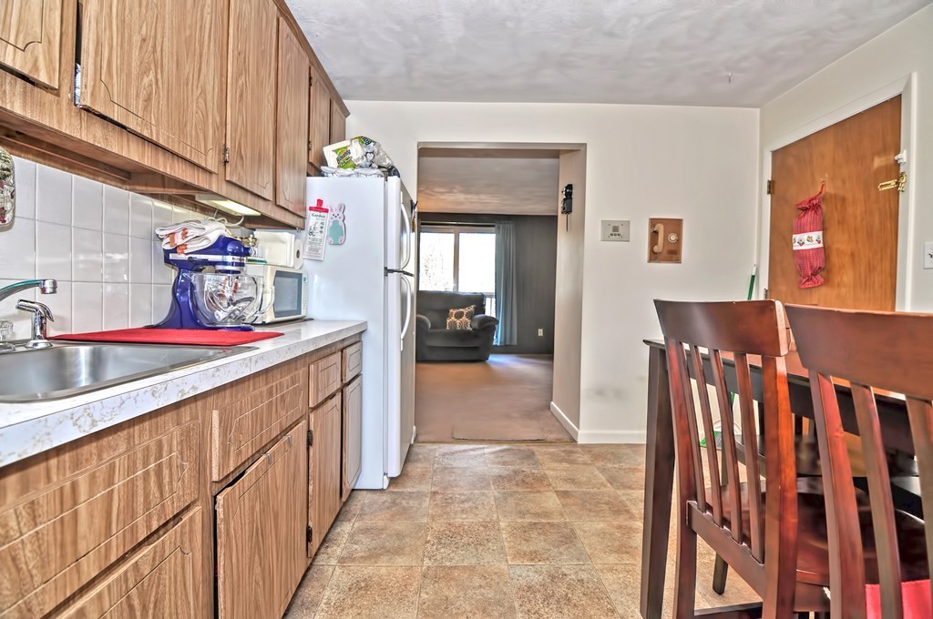 54 Burnap Road, Unit 4 Holliston, MA 01746 - Photo 9 of 20 Gallery Image 9