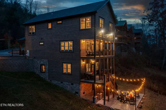 $1,385,000 | 3140 Cherokee Valley Drive, Sevierville, TN 37862