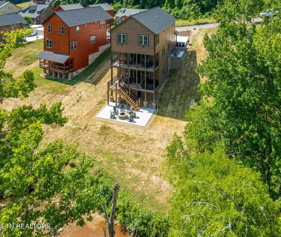 $1,385,000 | 3140 Cherokee Valley Drive, Sevierville, TN 37862