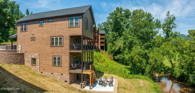 $1,385,000 | 3140 Cherokee Valley Drive, Sevierville, TN 37862