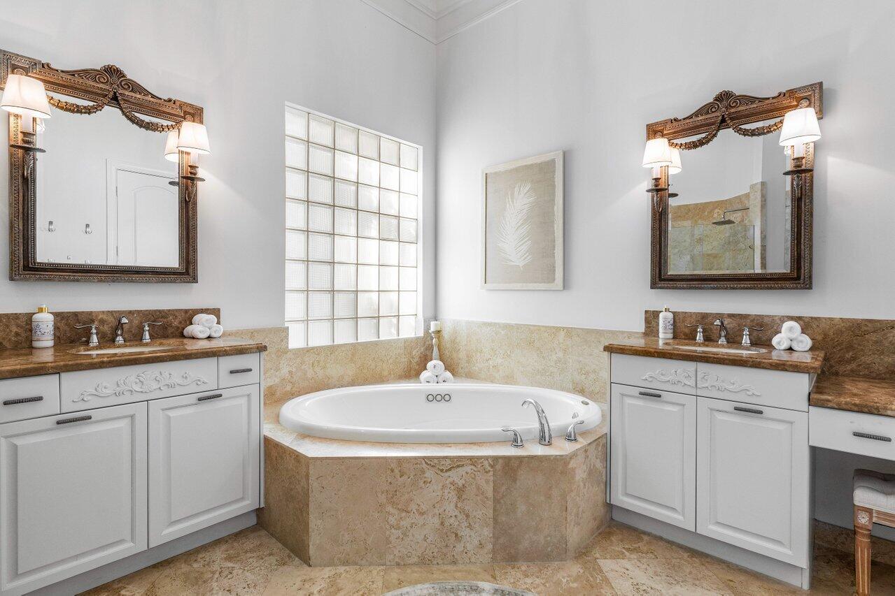 15992 Double Eagle Trail Delray Beach, FL 33446 - Photo 22 of 70 SPA-LIKE PRIMARY BATH