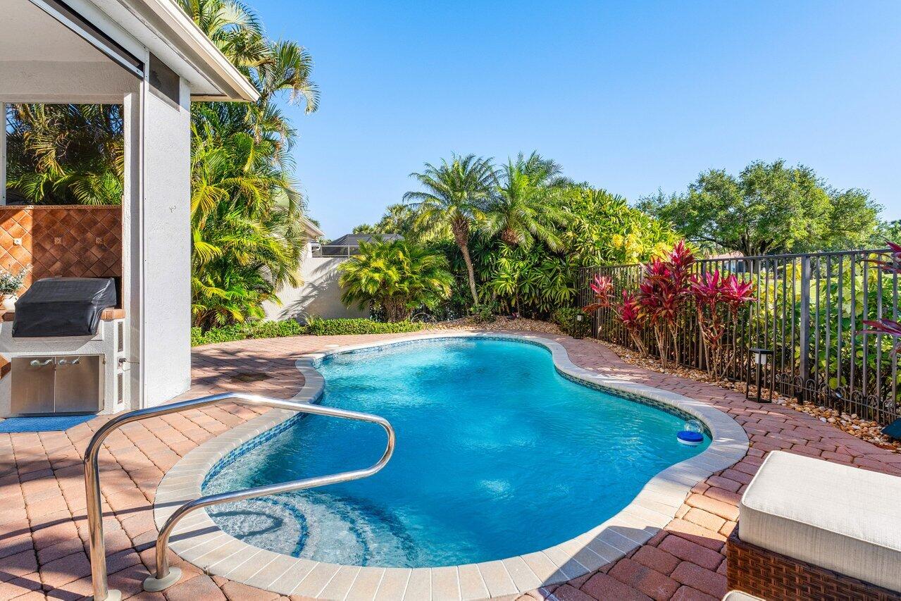 15992 Double Eagle Trail Delray Beach, FL 33446 - Photo 35 of 70 FREE FORM POOL