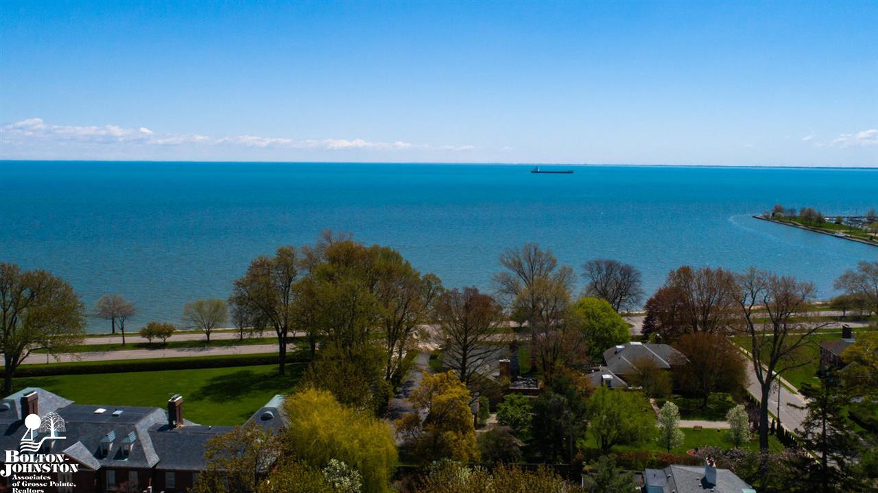 415 Lake Shore Road Grosse Pointe Farms, MI 48236 - Photo 4 of 41