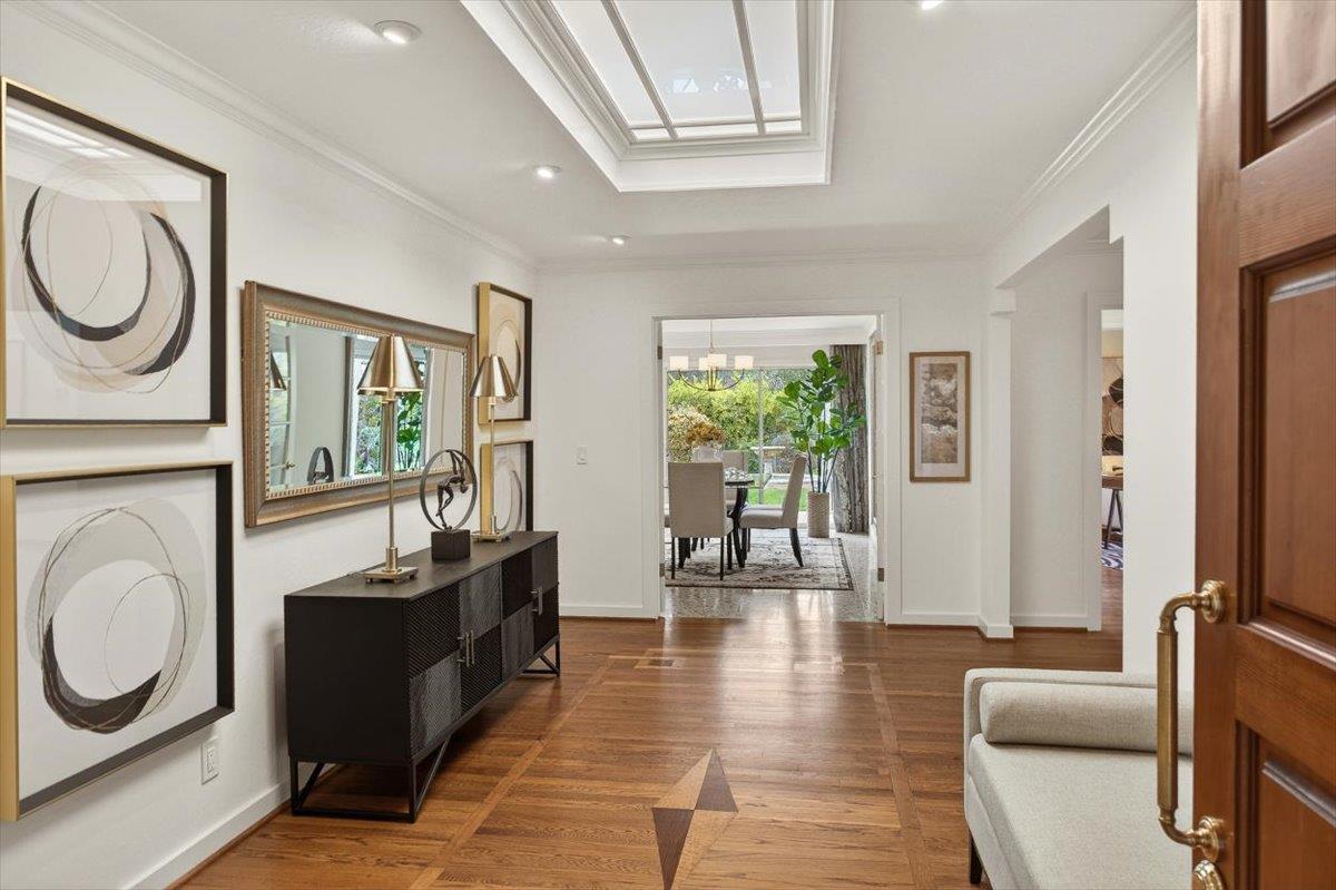 19401 San Marcos Road Saratoga, CA 95070 - Photo 4 of 59