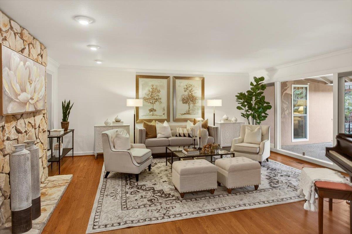 19401 San Marcos Road Saratoga, CA 95070 - Photo 6 of 59