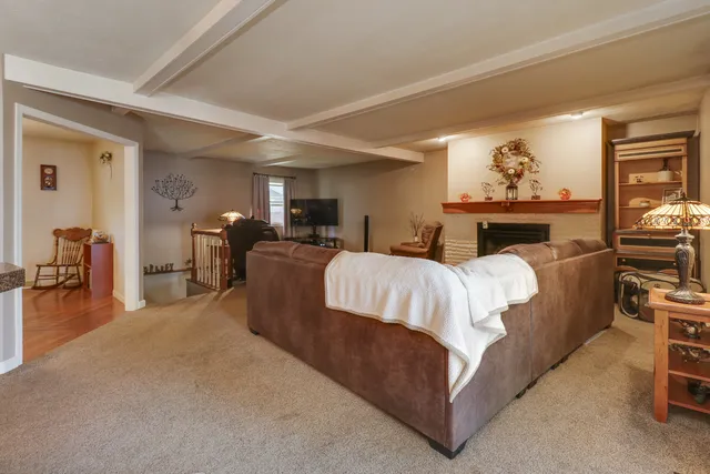 $283,500 | 3 Kenfield Circle, Bloomington, IL 61704