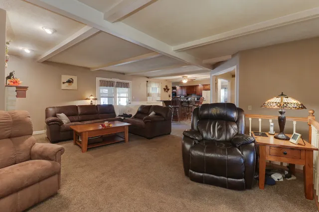 $283,500 | 3 Kenfield Circle, Bloomington, IL 61704