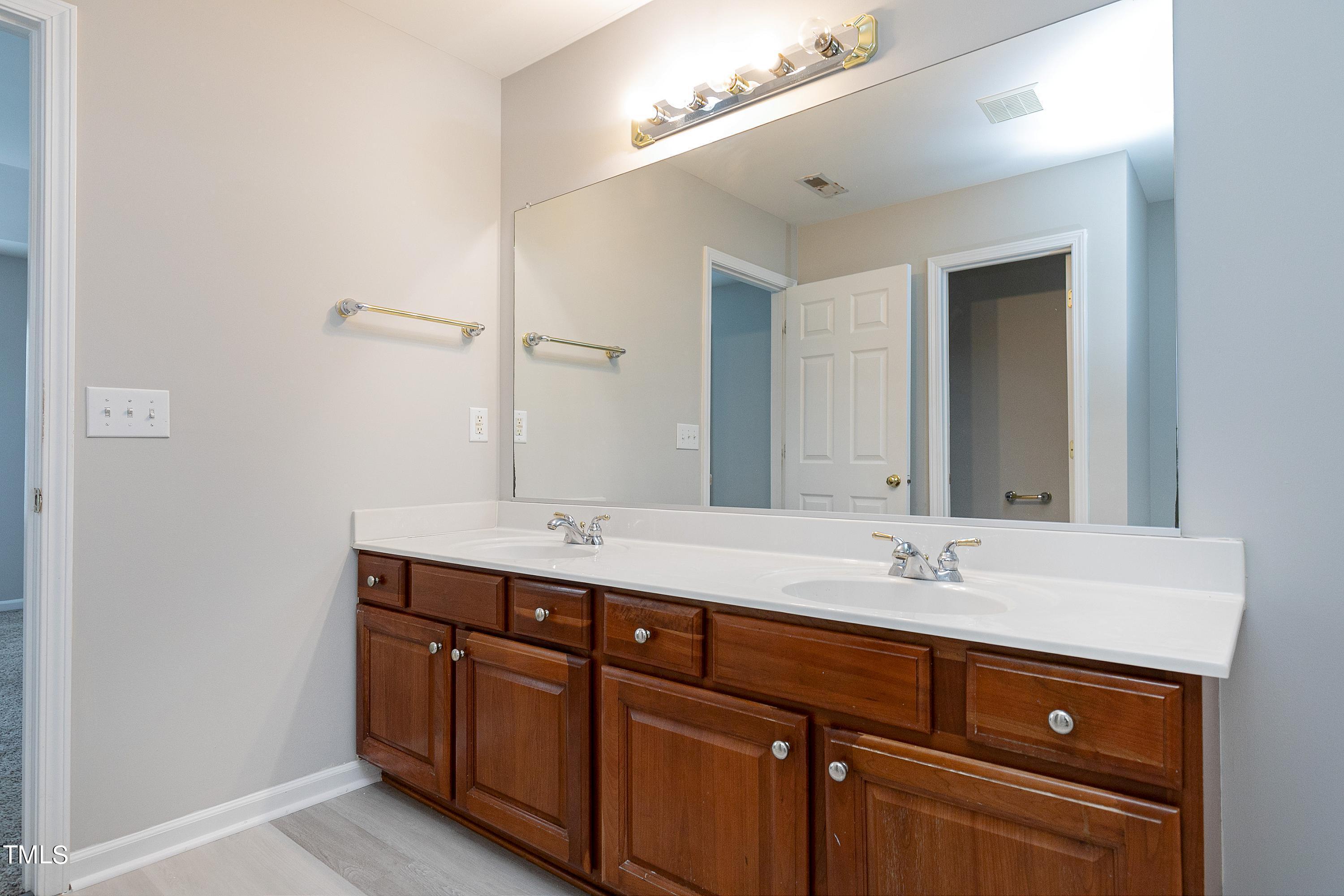 3232 Forest Mill Circle Raleigh, NC 27616 - Photo 34 of 46 34-Scene-34