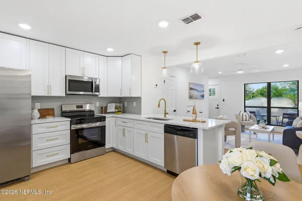 $314,900 | 2513 Waters Edge Drive, Neptune Beach, FL 32266