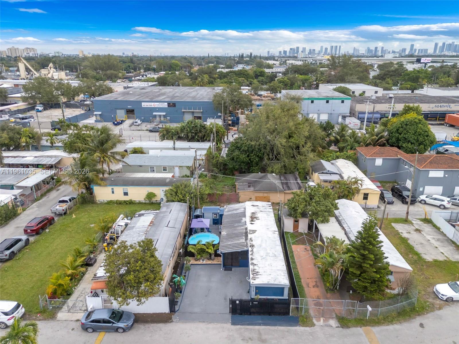 4111 Northwest 37th Avenue Miami, FL 33142 - Photo 23 of 35