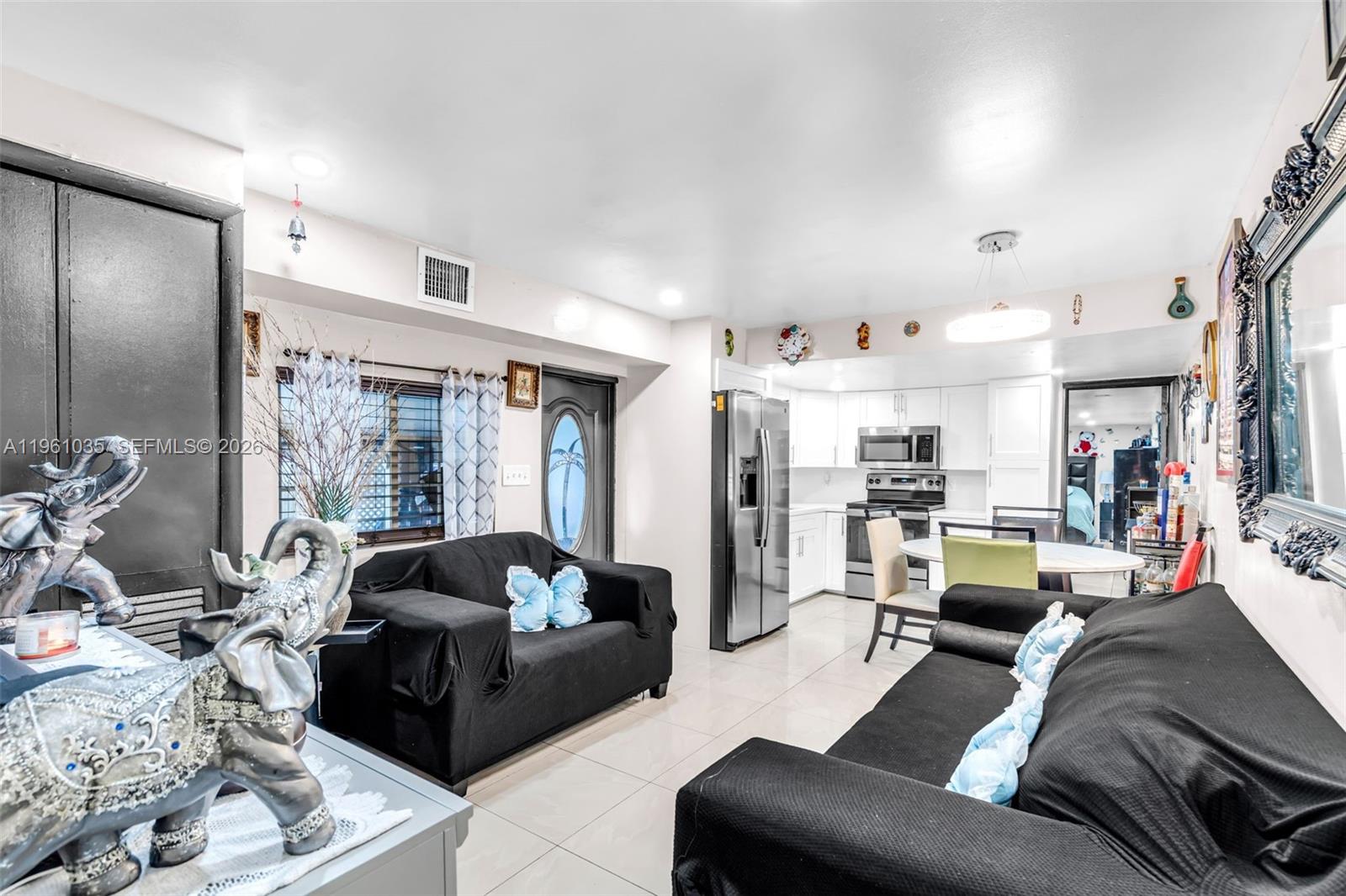 4111 Northwest 37th Avenue Miami, FL 33142 - Photo 5 of 35