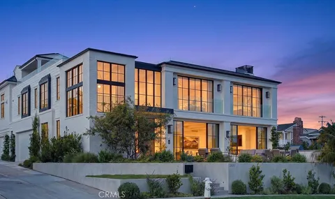 $35,000 | 2820 Bayview Drive, Corona del Mar, CA 92625