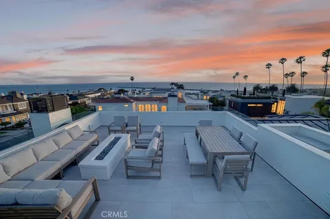 $35,000 | 2820 Bayview Drive, Corona del Mar, CA 92625