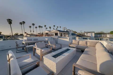 $35,000 | 2820 Bayview Drive, Corona del Mar, CA 92625