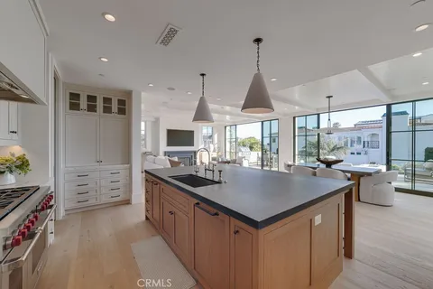 $35,000 | 2820 Bayview Drive, Corona del Mar, CA 92625