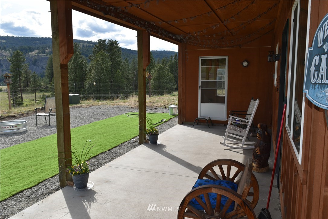 38 Goa Way Republic, WA 99166 - Photo 4 of 34