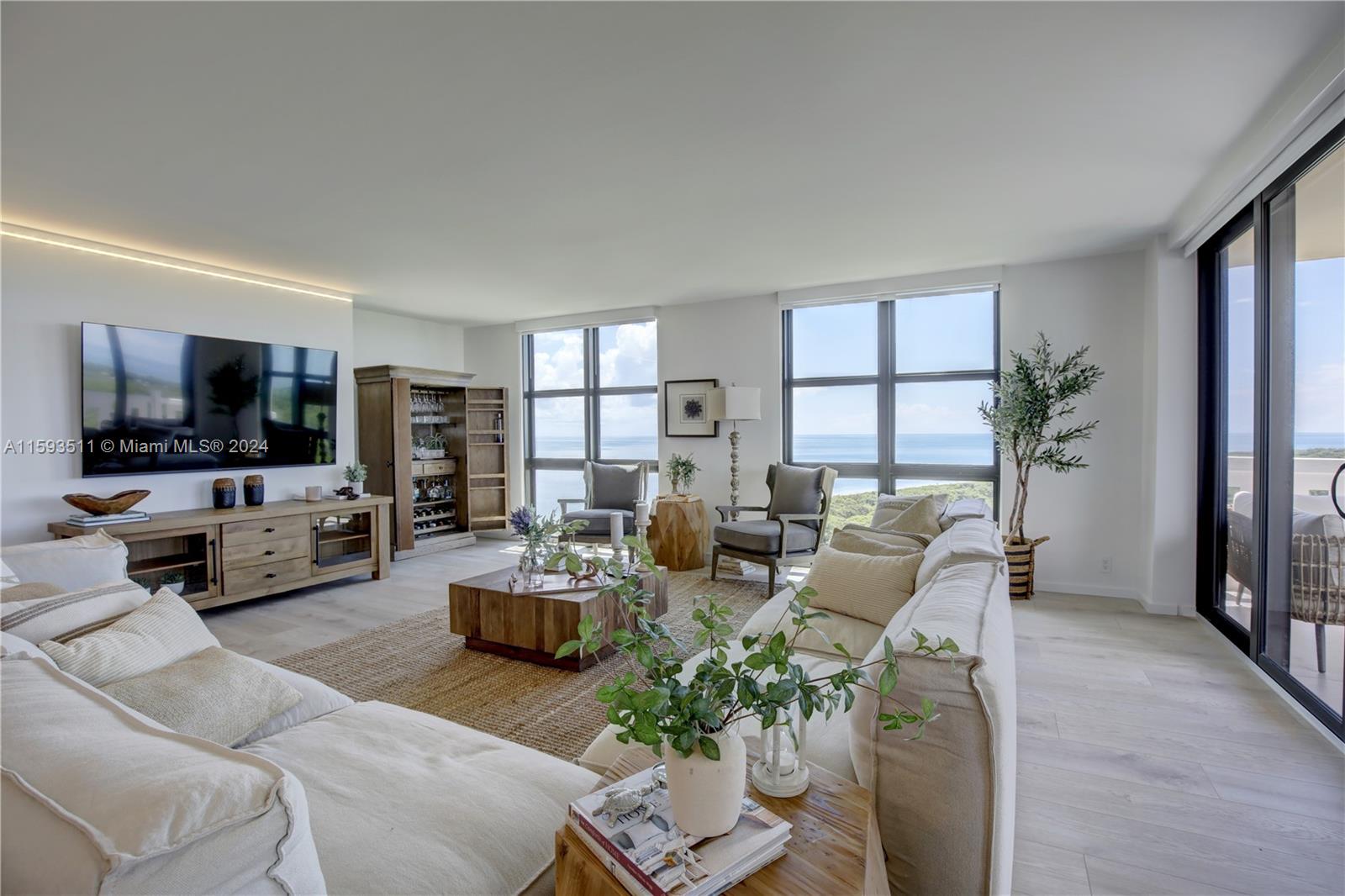 1121 Crandon Boulevard, Unit D1201 Key Biscayne, FL 33149 - Photo 11 of 48