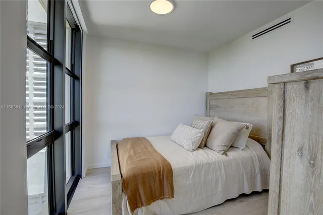 $12,500 | 1121 Crandon Boulevard, Unit D1201, Key Biscayne, FL 33149