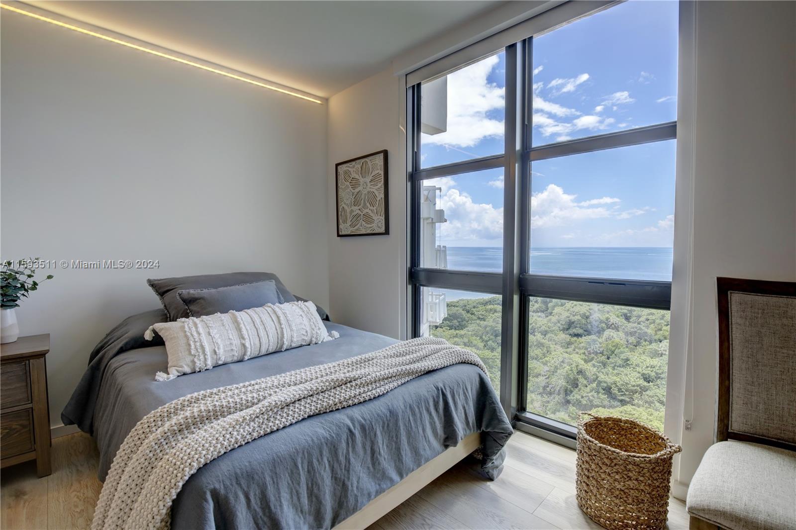 1121 Crandon Boulevard, Unit D1201 Key Biscayne, FL 33149 - Photo 31 of 48