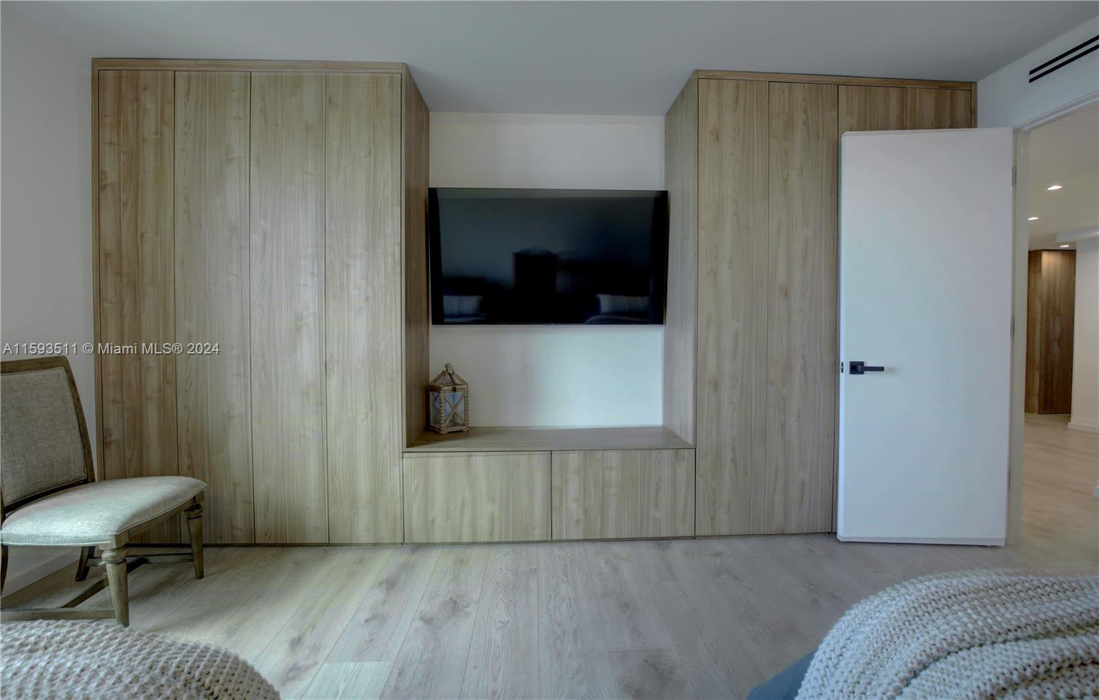 1121 Crandon Boulevard, Unit D1201 Key Biscayne, FL 33149 - Photo 32 of 48