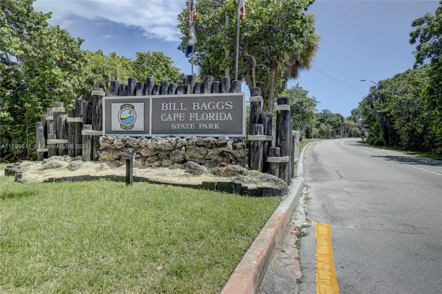 $12,500 | 1121 Crandon Boulevard, Unit D1201, Key Biscayne, FL 33149