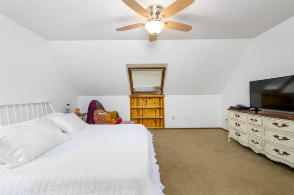 $255,000 | 1418 Brendonwood Road, Derby, KS 67037